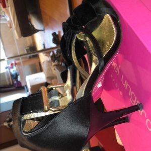 Emanuel Ungaro Shoes - Emanuel Ungaro Emanuel Ungaro Shoes - Emanuel Ungaro